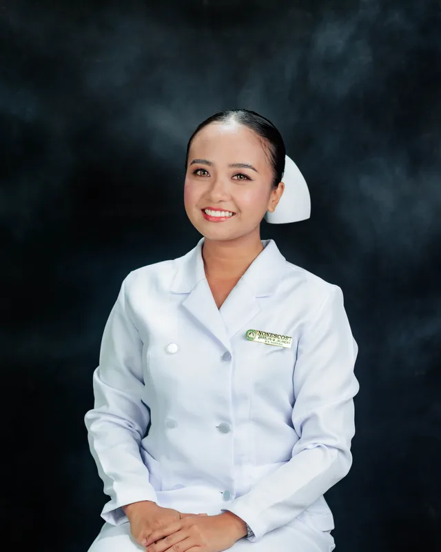 Zairelyn Morales Jalandra, graduation portrait